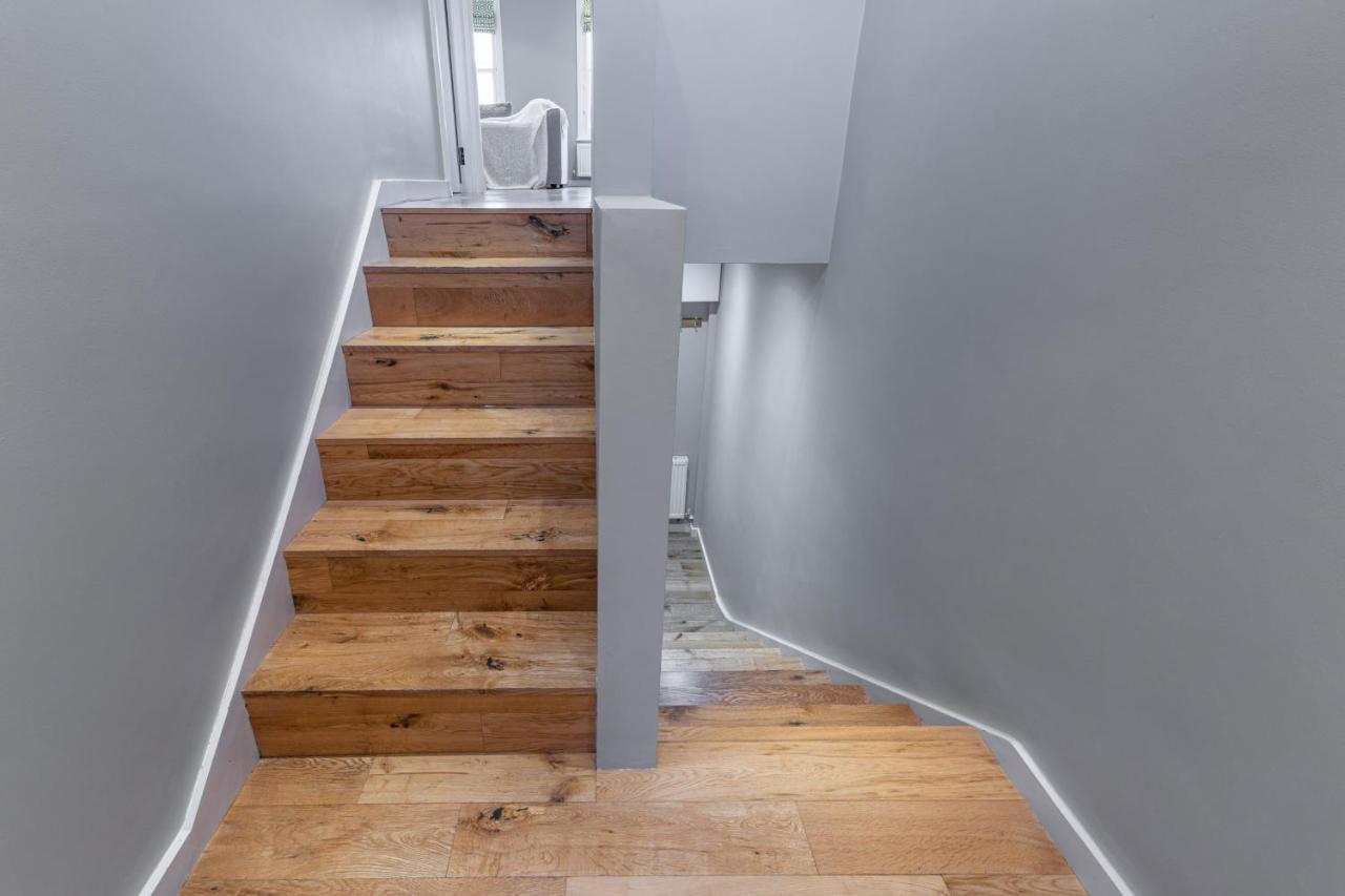 Апартаменты Stylish Shepherds Bush Flat Лондон Экстерьер фото